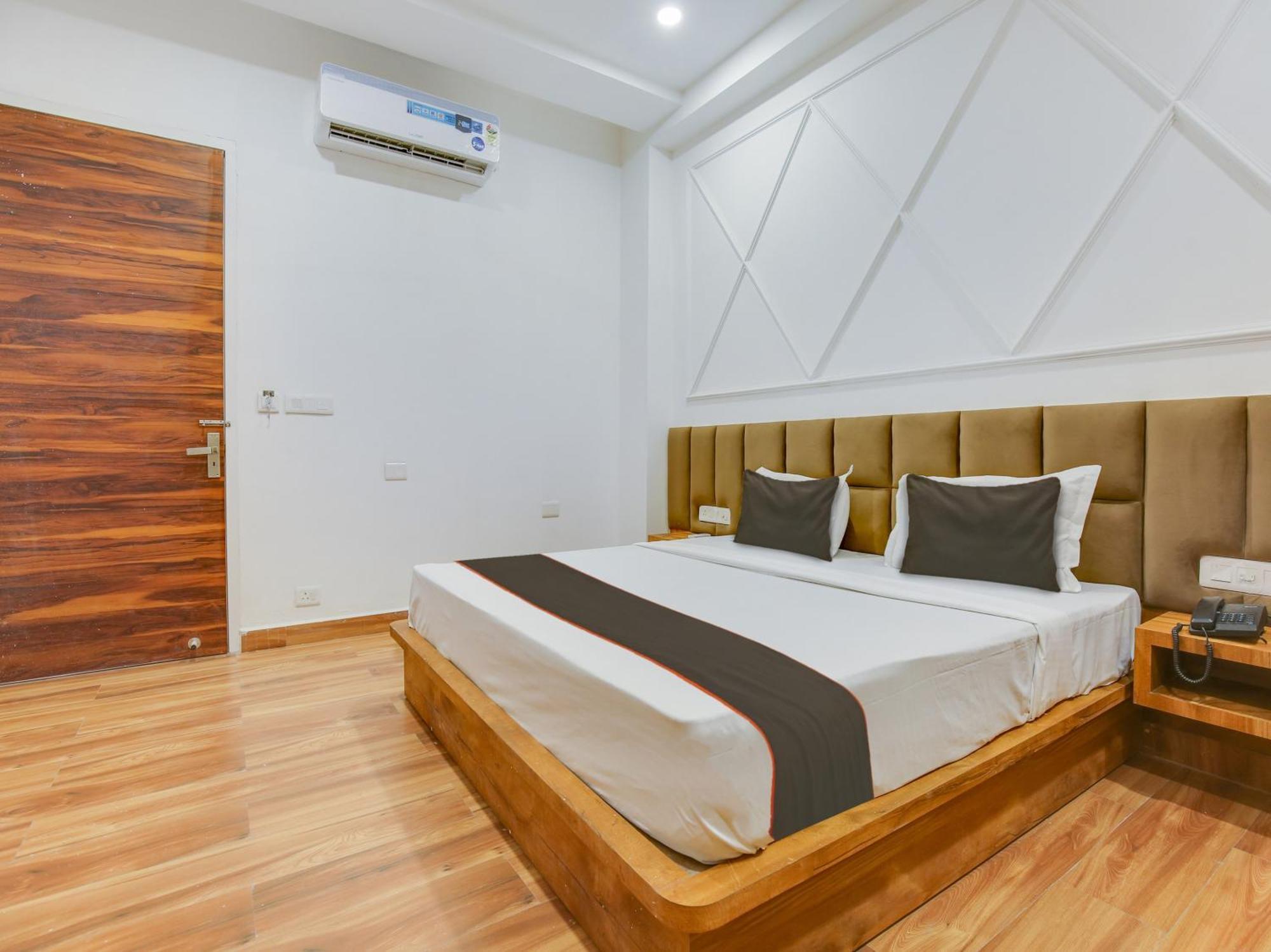 Fabhotel Amar Villa Amritsar Exterior foto