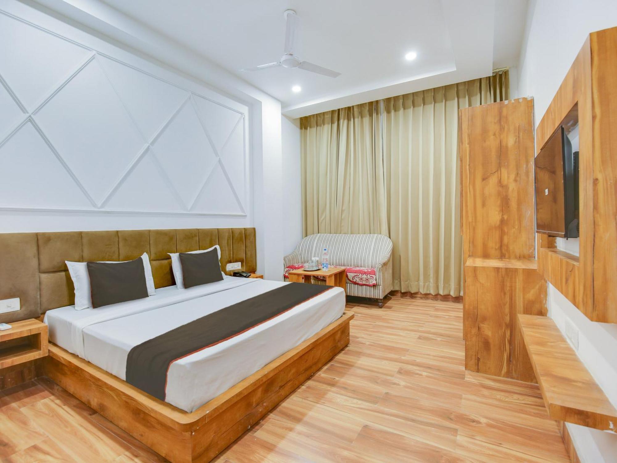 Fabhotel Amar Villa Amritsar Exterior foto