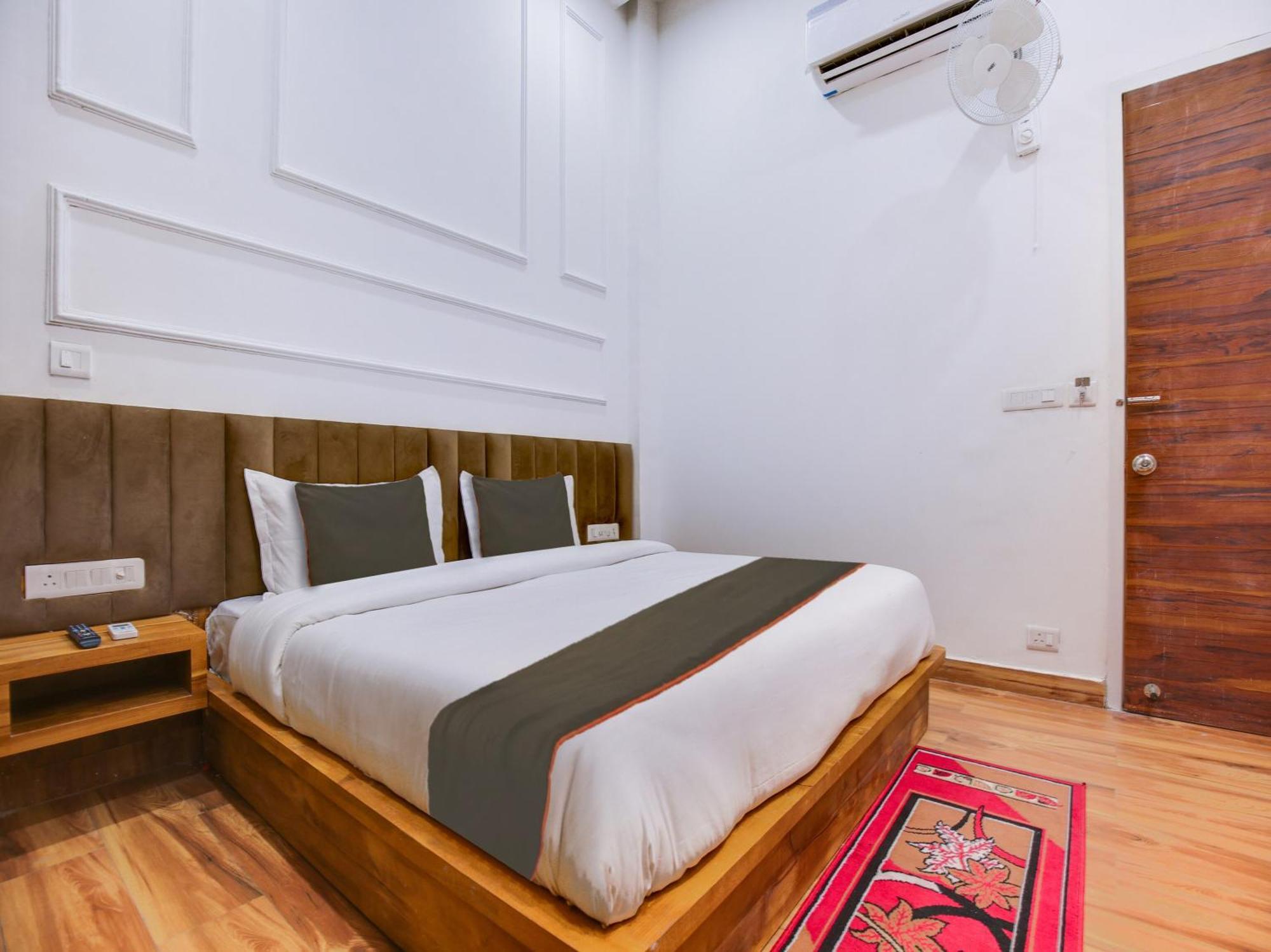 Fabhotel Amar Villa Amritsar Exterior foto